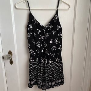 Xhilaration floral romper